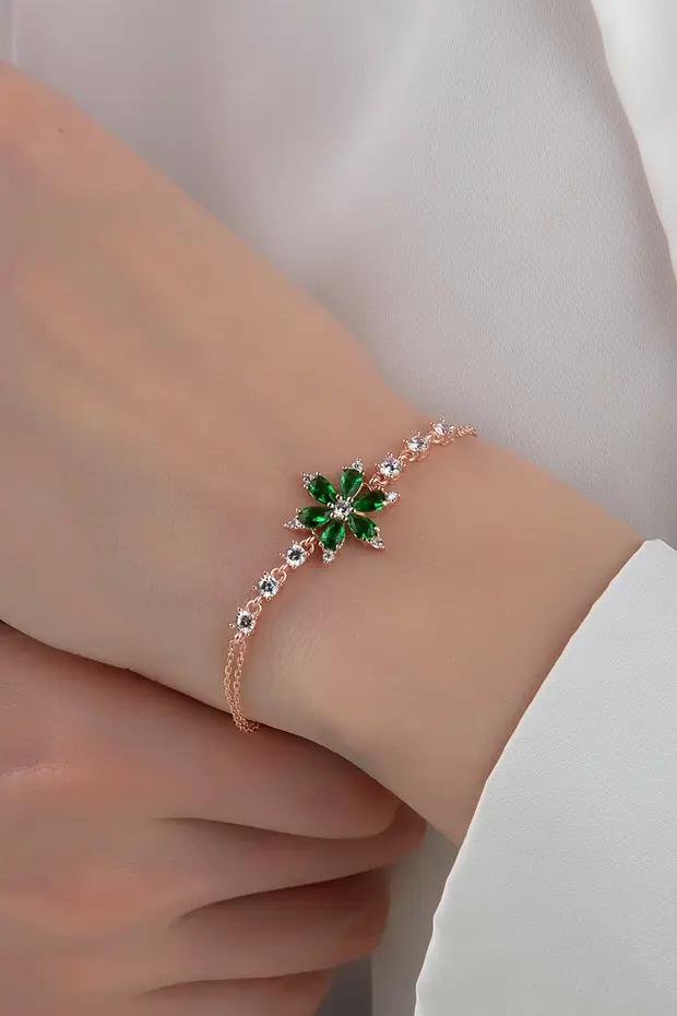 Yeşil Nergis Çiçeği Gümüş Bileklik Yeşil Nergis Çiçeği Gümüş Bileklik