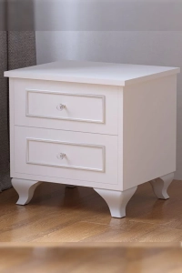 White Country Komodin